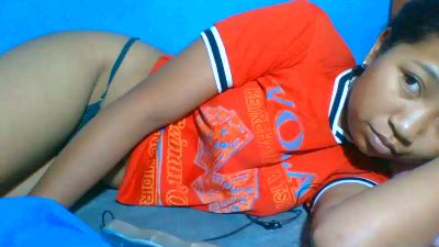 elinah_xxx live cam on Cam4