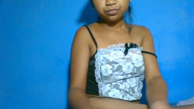 elinah_xxx live cam on Cam4