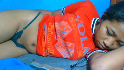 elinah_xxx live cam on Cam4