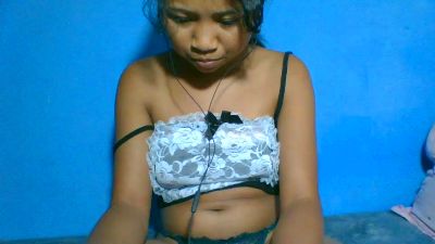 elinah_xxx live cam on Cam4