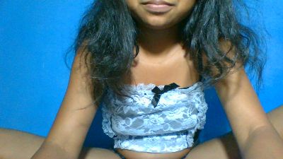 elinah_xxx live cam on Cam4