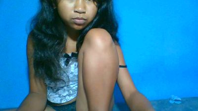 elinah_xxx live cam on Cam4