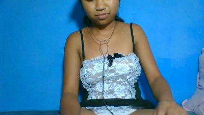 elinah_xxx live cam on Cam4