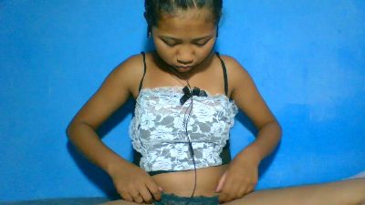 elinah_xxx live cam on Cam4