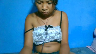 elinah_xxx live cam on Cam4