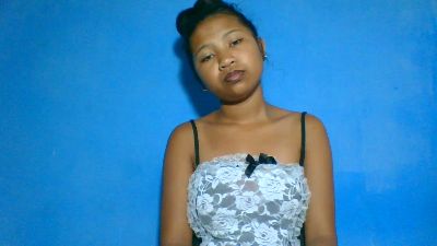 elinah_xxx live cam on Cam4
