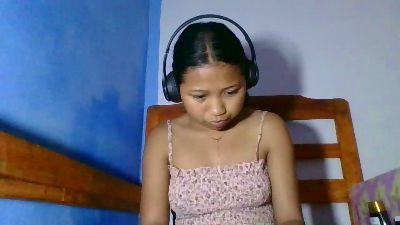 elinah_xxx live cam on Cam4
