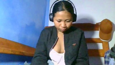 elinah_xxx live cam on Cam4