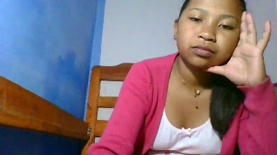 elinah_xxx live cam on Cam4
