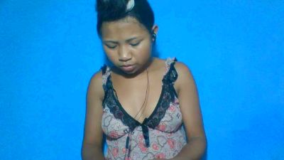 elinah_xxx live cam on Cam4