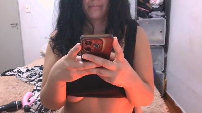 elisaroma29 live cam on Cam4