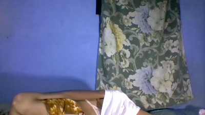 elissa451 live cam on Cam4