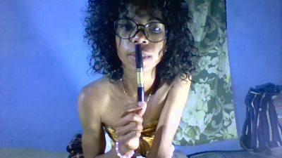 elissa451 live cam on Cam4