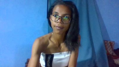 elissa451 live cam on Cam4
