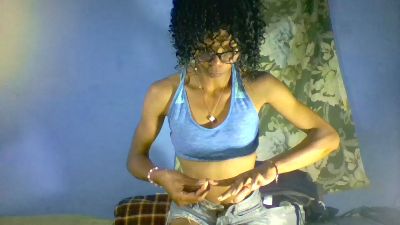 elissa451 live cam on Cam4
