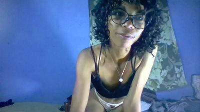elissa451 live cam on Cam4