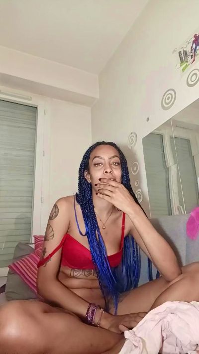 elleblue_sexy live cam on Cam4