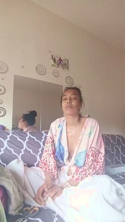 elleblue_sexy live cam on Cam4