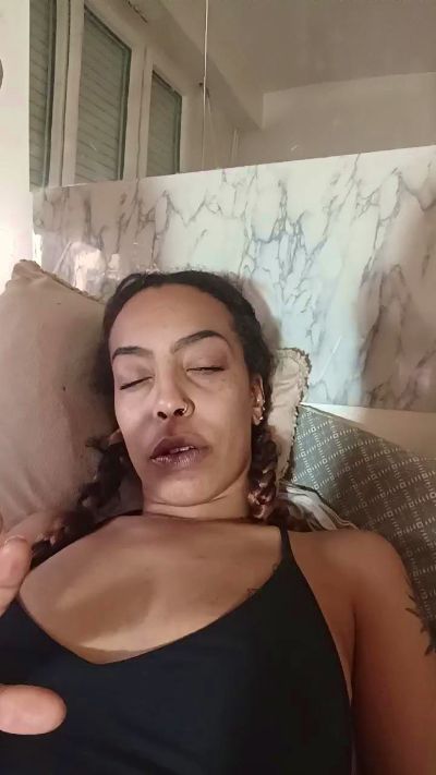 elleblue_sexy live cam on Cam4