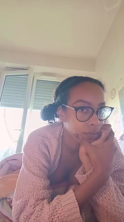 elleblue_sexy live cam on Cam4