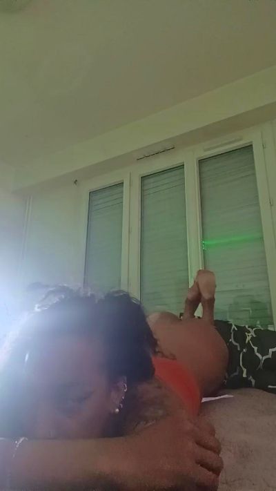 elleblue_sexy live cam on Cam4