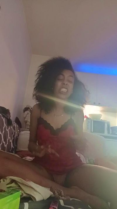 elleblue_sexy live cam on Cam4