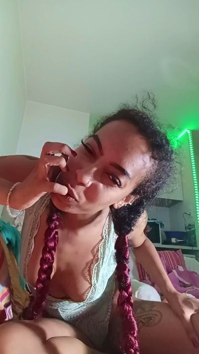 elleblue_sexy live cam on Cam4