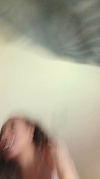 elleblue_sexy live cam on Cam4