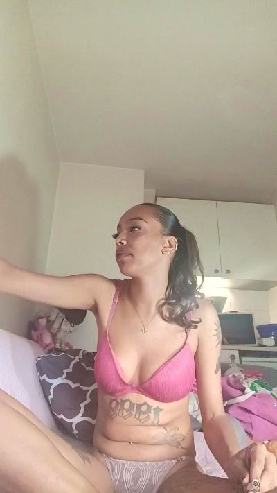 elleblue_sexy live cam on Cam4