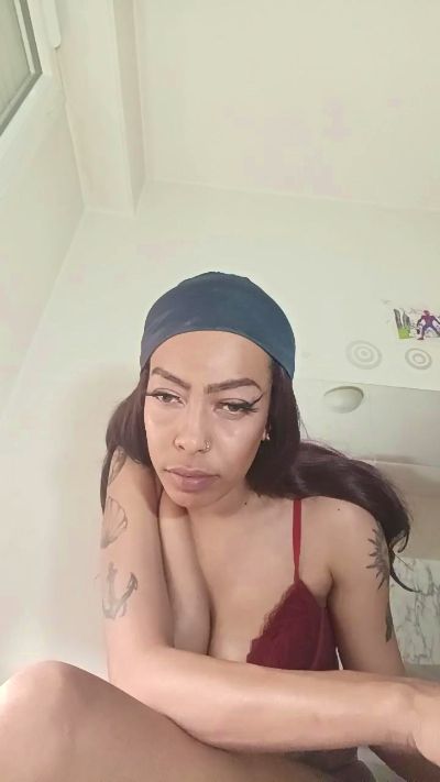 elleblue_sexy live cam on Cam4