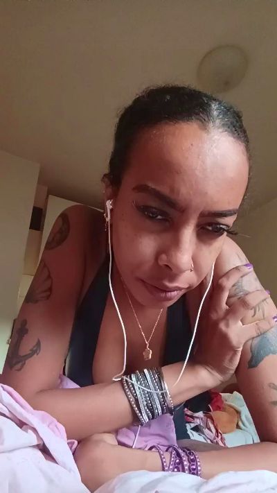 elleblue_sexy live cam on Cam4