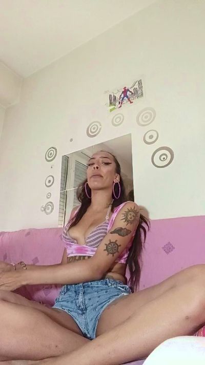 elleblue_sexy live cam on Cam4