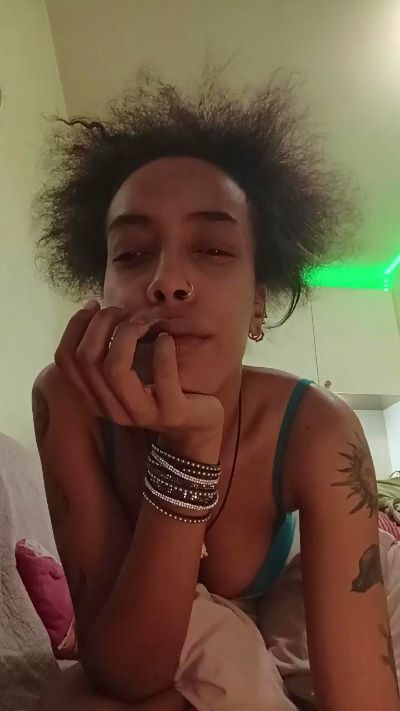 elleblue_sexy live cam on Cam4