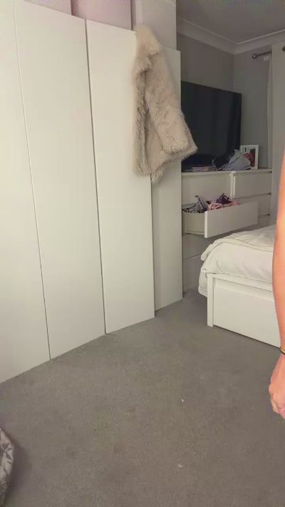 ells2422 live cam on Cam4