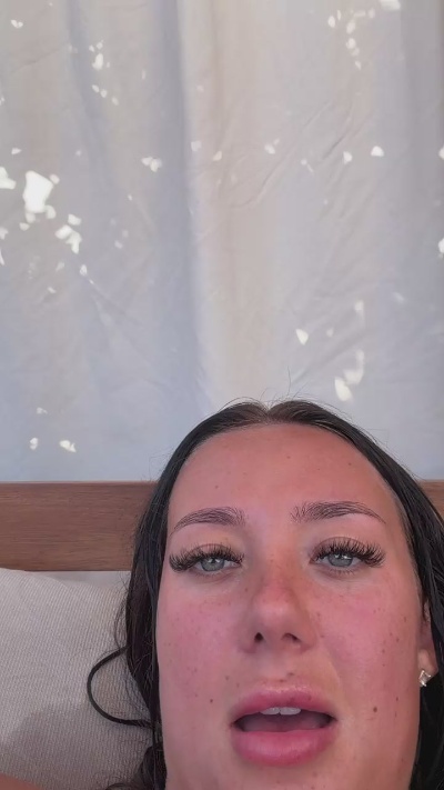 ells2422 live cam on Cam4
