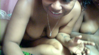 elodie9794 live cam on Cam4