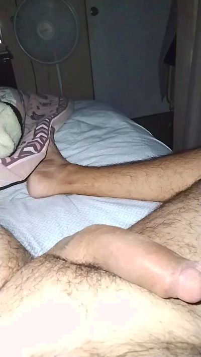 elpeluchecam live cam on Cam4
