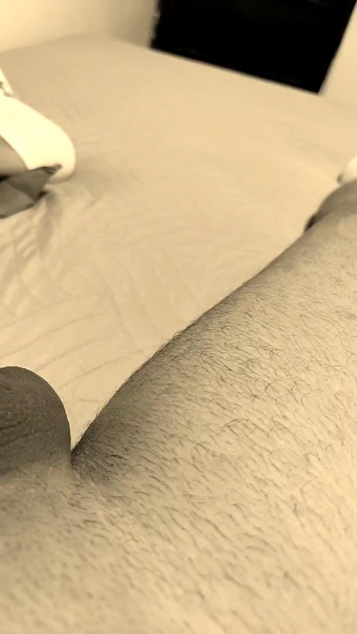 elrenegadohot live cam on Cam4