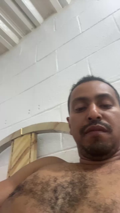 elver329 live cam on Cam4