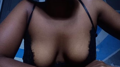 elysa20 live cam on Cam4