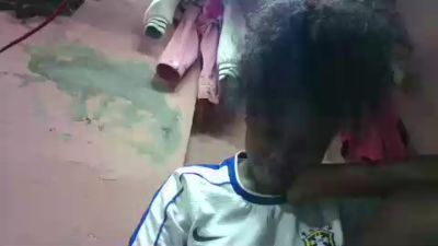emeli2 live cam on Cam4