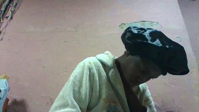 emeli2 live cam on Cam4