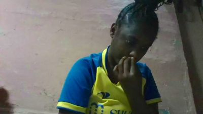 emeli2 live cam on Cam4