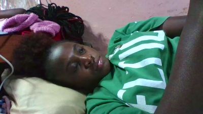 emeli2 live cam on Cam4