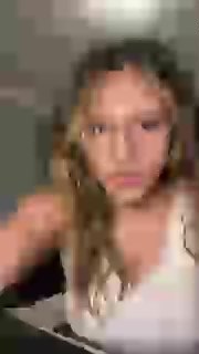 emi444 live cam on Cam4