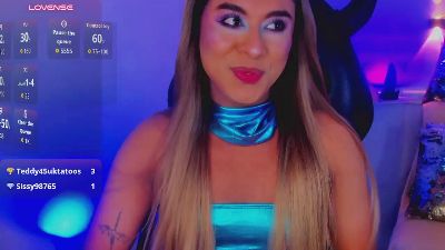 emili_roux live cam on Cam4