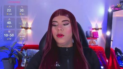 emili_roux live cam on Cam4