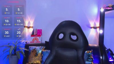 emili_roux live cam on Cam4