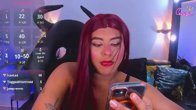 emili_roux live cam on Cam4
