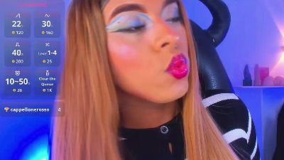 emili_roux live cam on Cam4